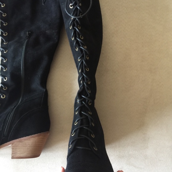 Mi.iM 'The 1812' Knee High Lace Up Boot - Picture 7 of 7